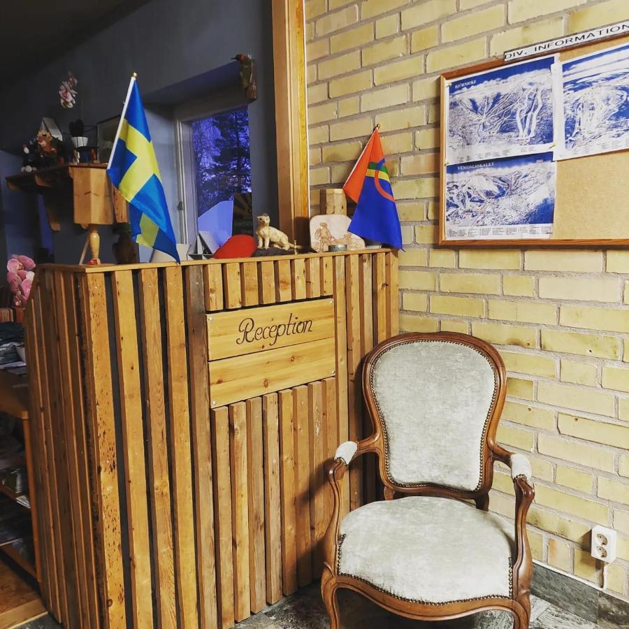 Nederhoegen Vildmarkscenter Ratan Εξωτερικό φωτογραφία